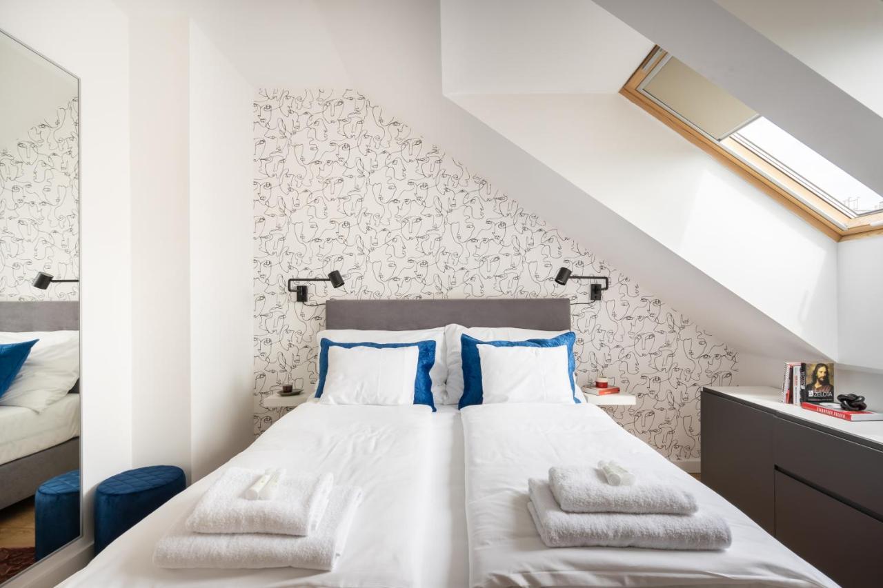 Rose Garden Apartments Budapest Room photo